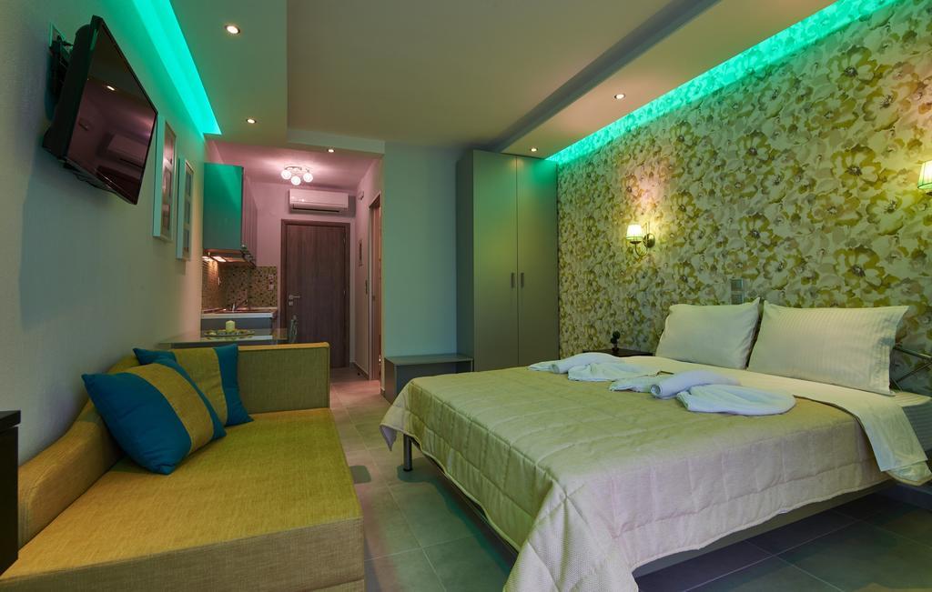 Grey House Apartments Νικήτη Δωμάτιο φωτογραφία