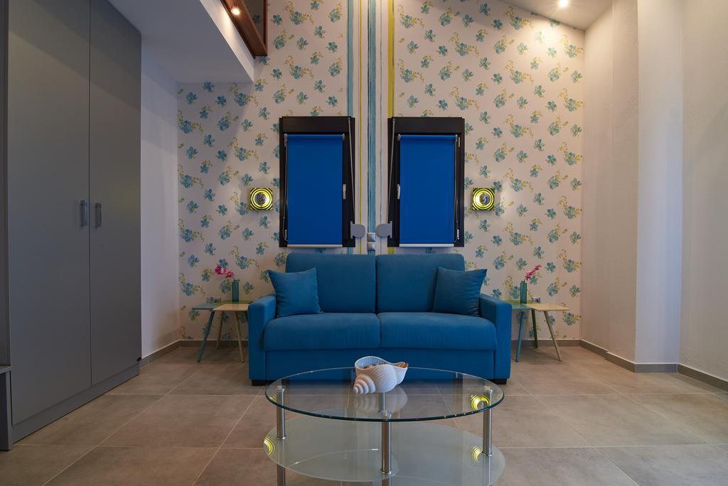 Grey House Apartments Νικήτη Δωμάτιο φωτογραφία