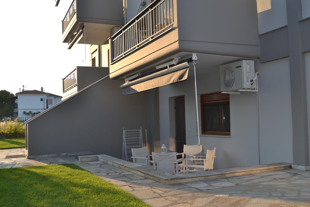Grey House Apartments Νικήτη Εξωτερικό φωτογραφία